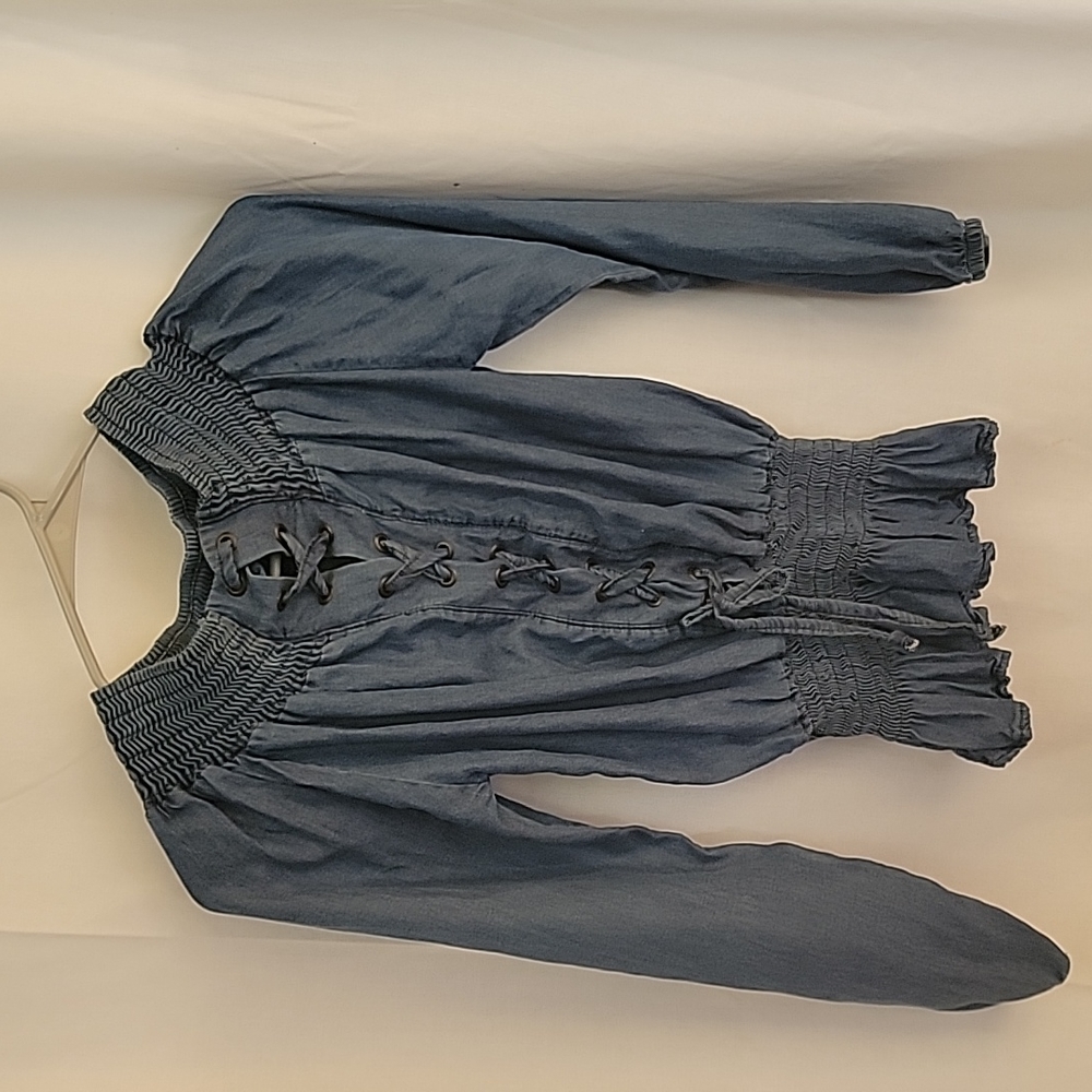 mxm denim blouse stretchy and can be off the shoulder